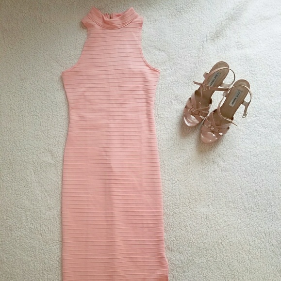 Dresses & Skirts - 3 for $17 Pretty pink dress